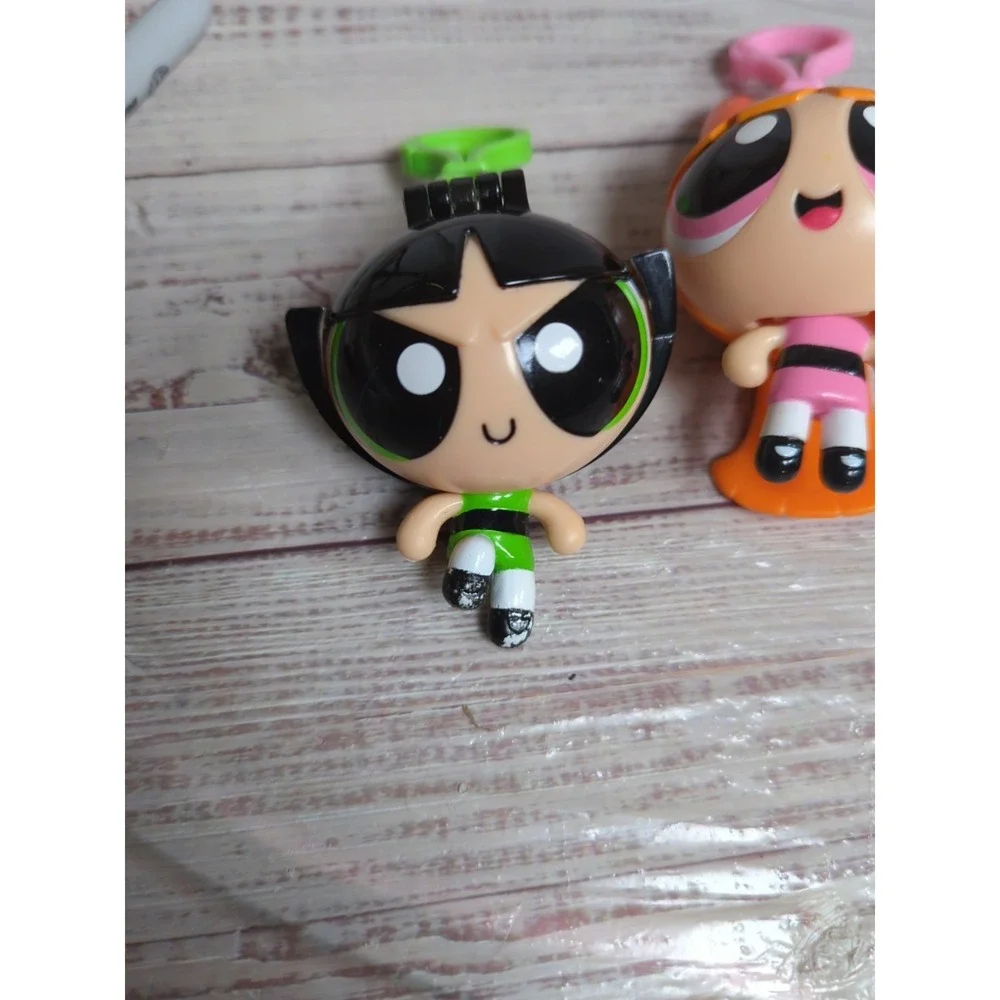 Powerpuff Flick Reveal Girls Keychains Cartoon Network Lot 2 Blossom/Buttercup